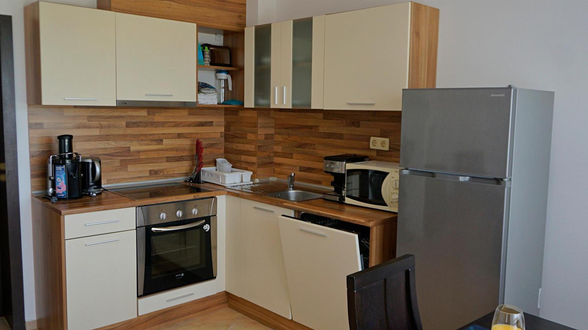 Апартаменти Сънбрийз - Sunbreeze apartments Бяла Екстериор снимка