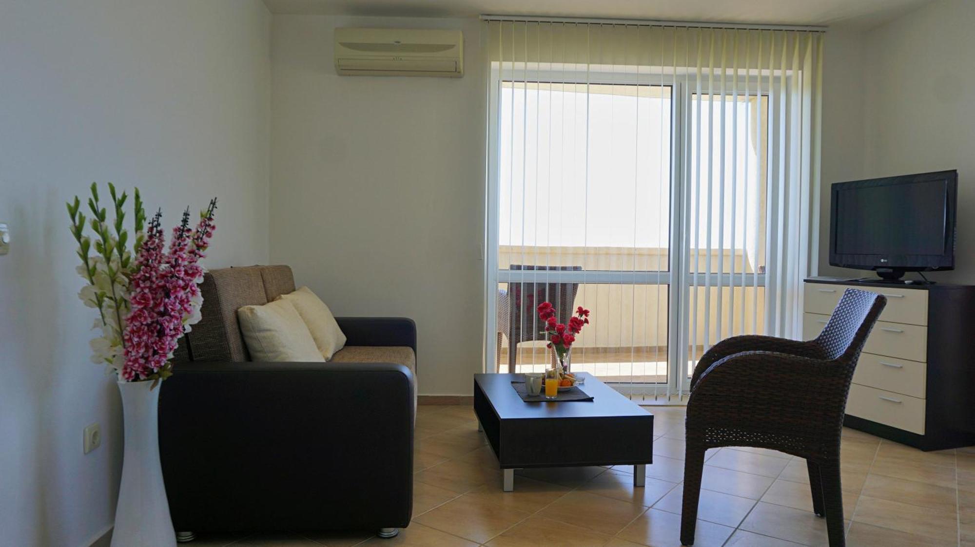 Апартаменти Сънбрийз - Sunbreeze apartments Бяла Екстериор снимка